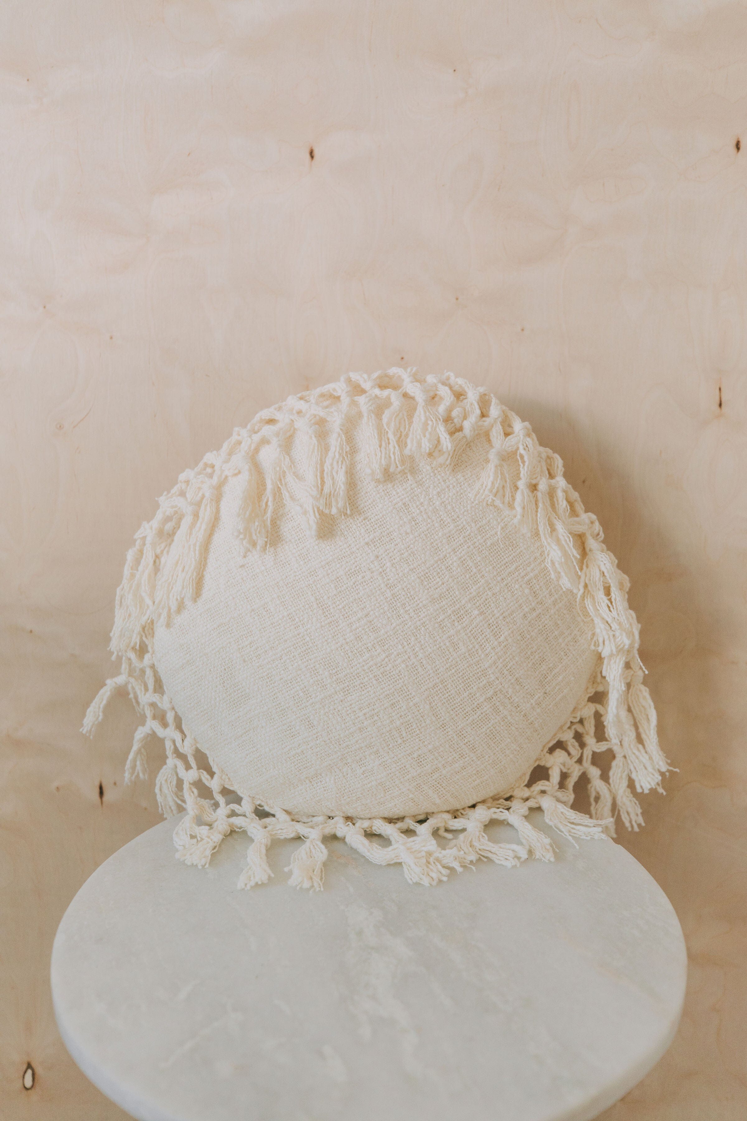 Slub Pillow With Tassels